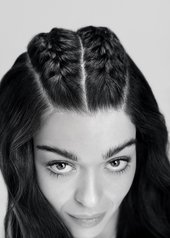 True-or-false-common-myths-about-dandruff