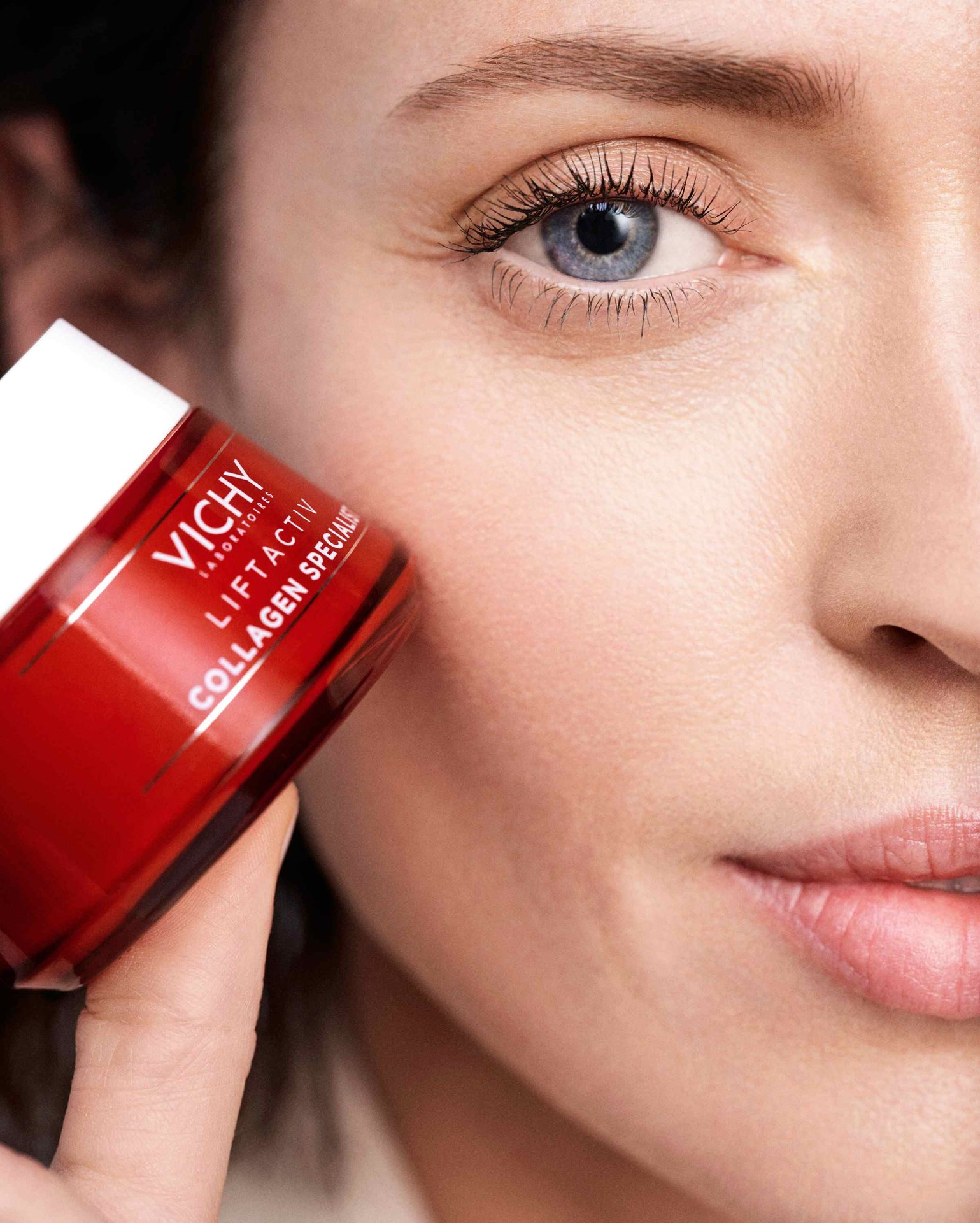 العناية بالبشرة