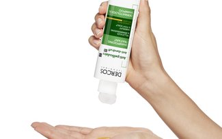 how-to-anti-dandruff-dry-hair